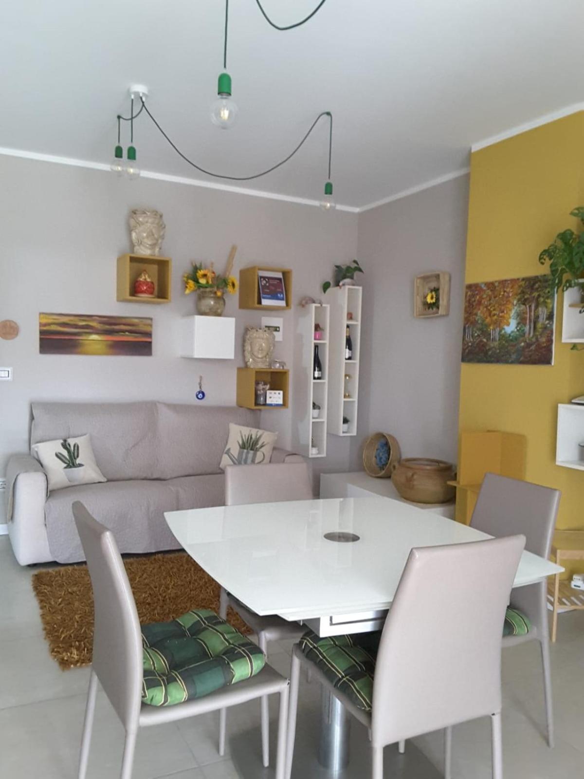 Lucrece Holiday Apartment Турин Экстерьер фото
